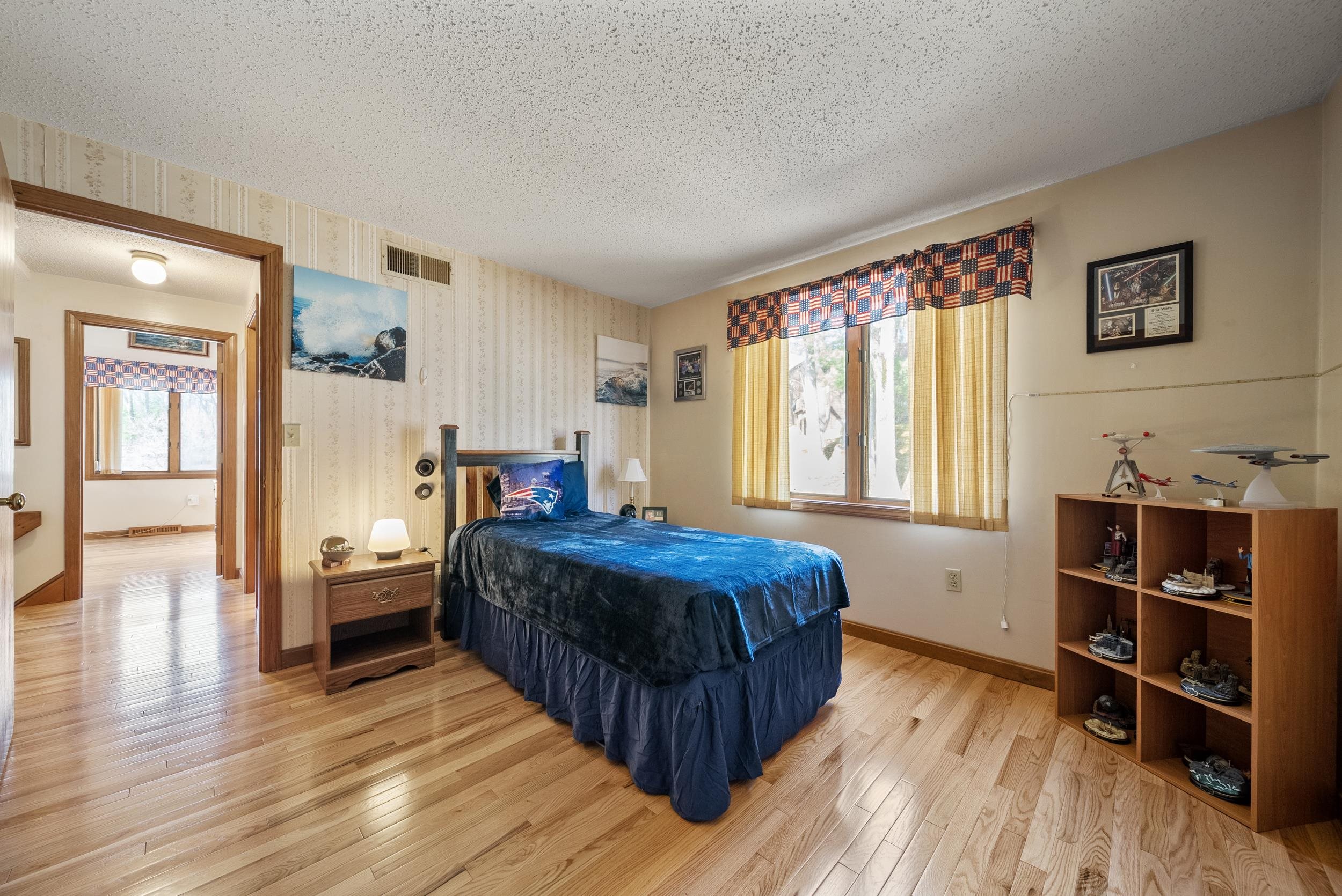 11 Gloucester Lane Nashua, NH 03063 - Photo 15 of 29