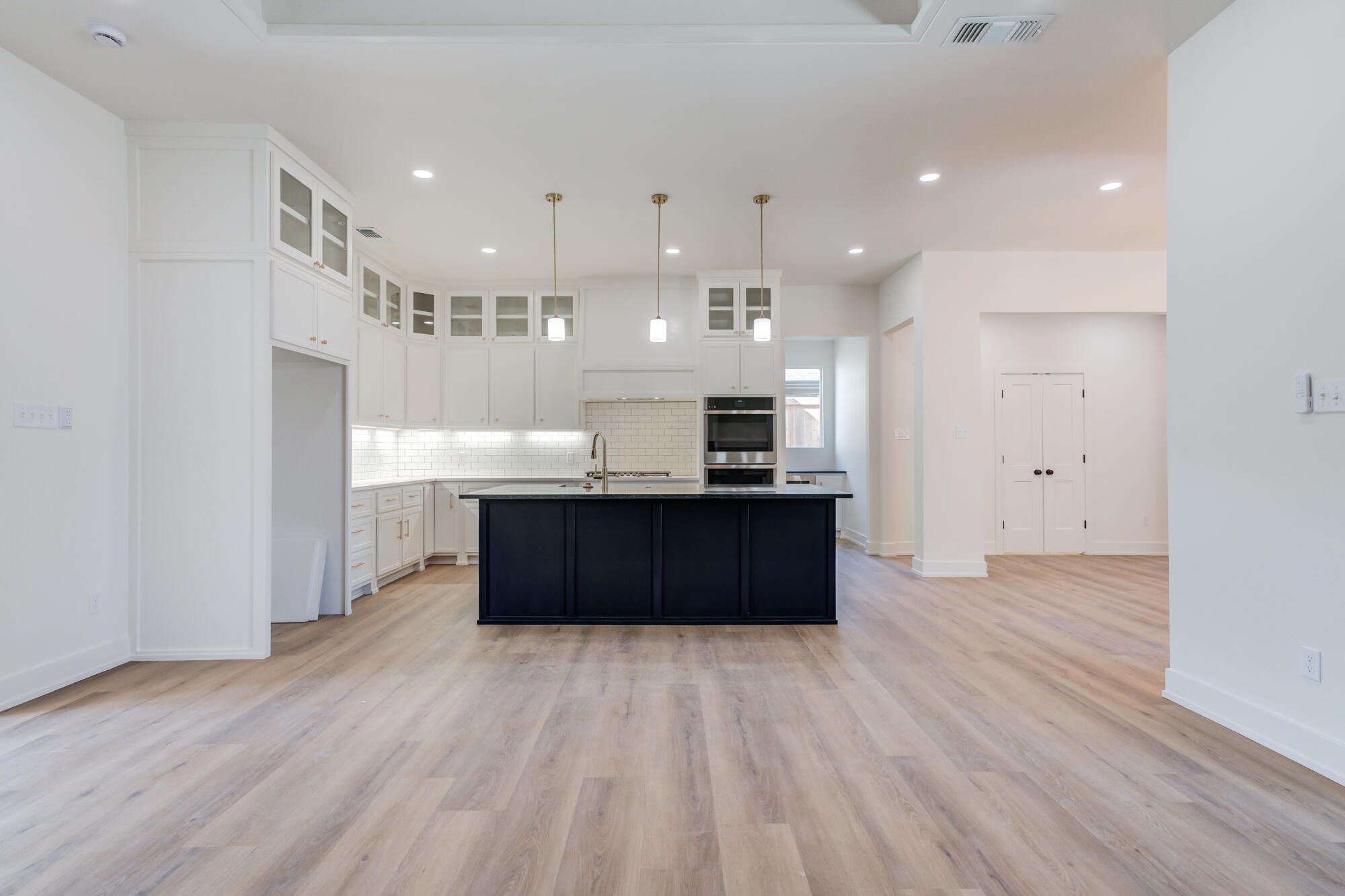 4618 138th Place Lubbock, TX 79424 - Photo 11 of 56 DSC01829_30_31_32_33