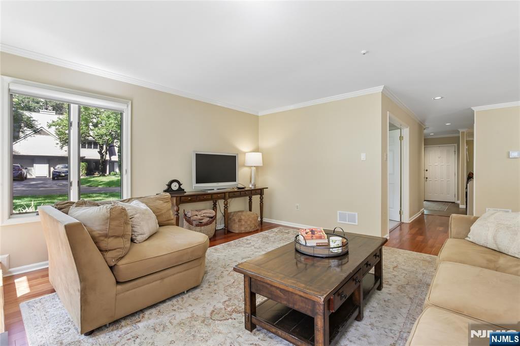 62 Northgate Road, Unit 62E Washington Township, NJ 07676 - Photo 7 of 45 Gallery Image 7