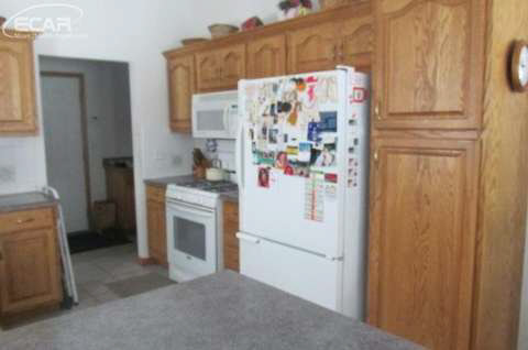 4520 Lone Road Freeland, MI 48623 - Photo 3 of 28