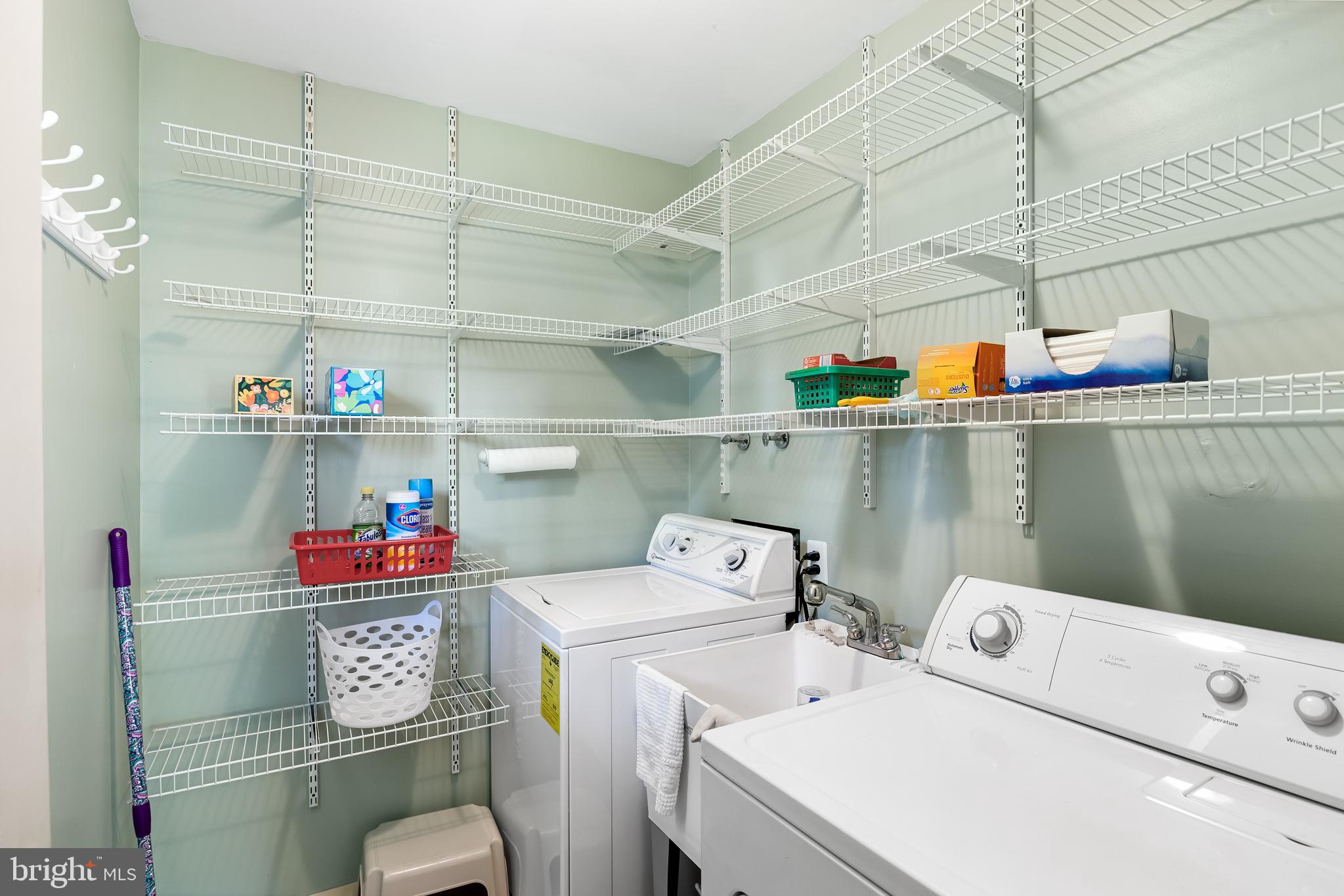 152 Coopers Kill Road Delran, NJ 08075 - Photo 11 of 24 Laundry Room
