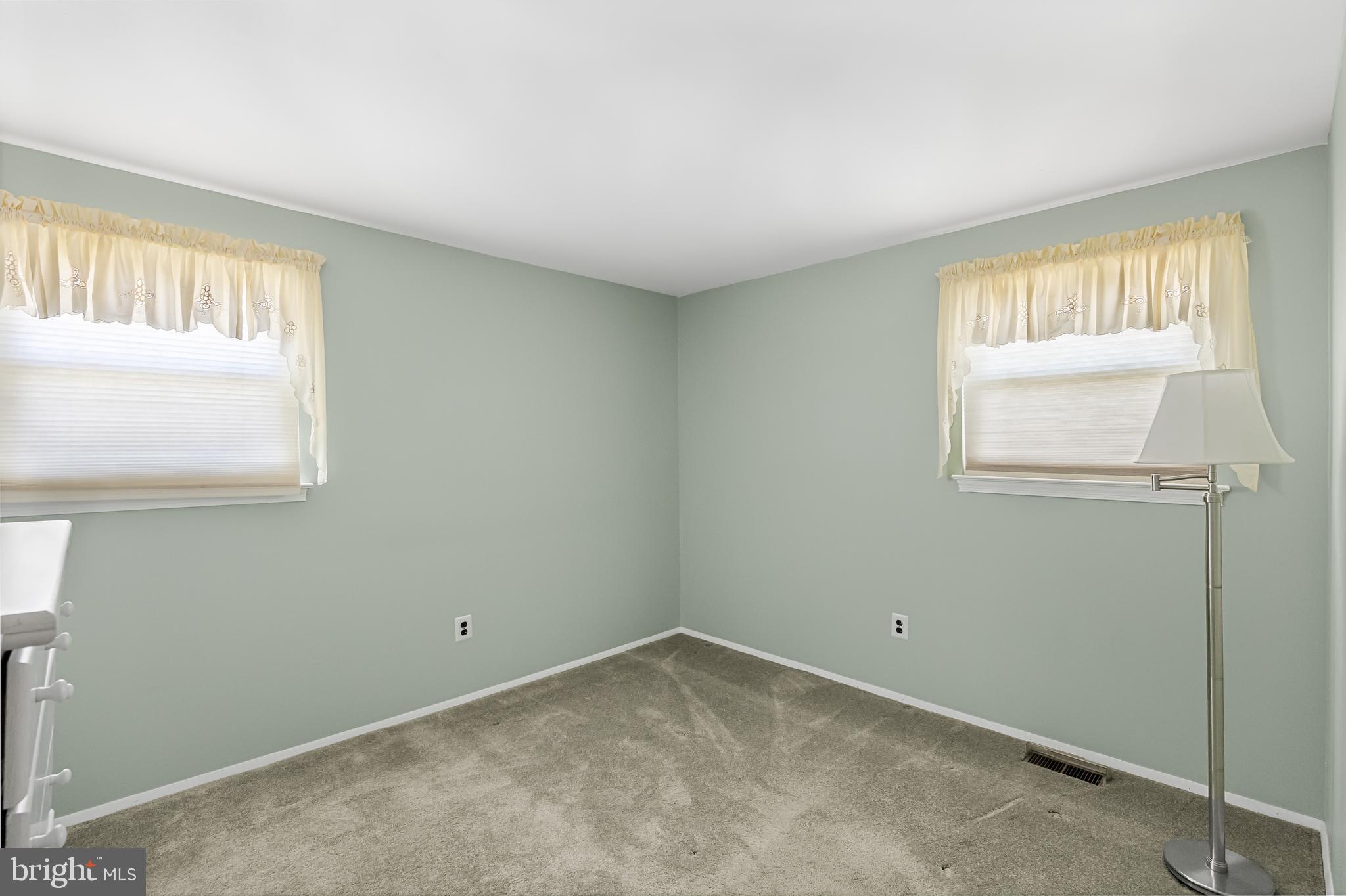 152 Coopers Kill Road Delran, NJ 08075 - Photo 17 of 24 Bedroom 3