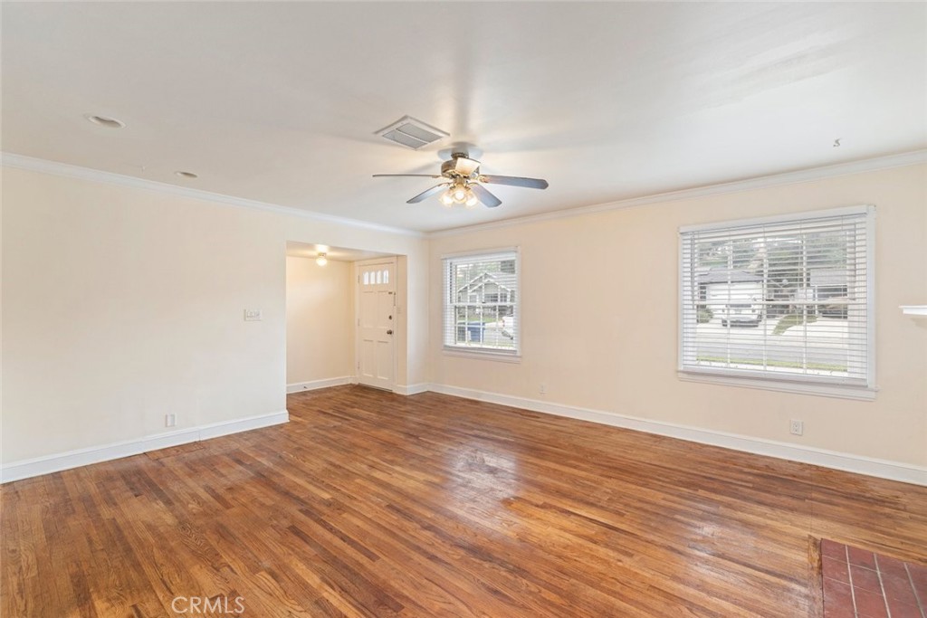 5663 Osburn Place Riverside, CA 92506 - Photo 9 of 38