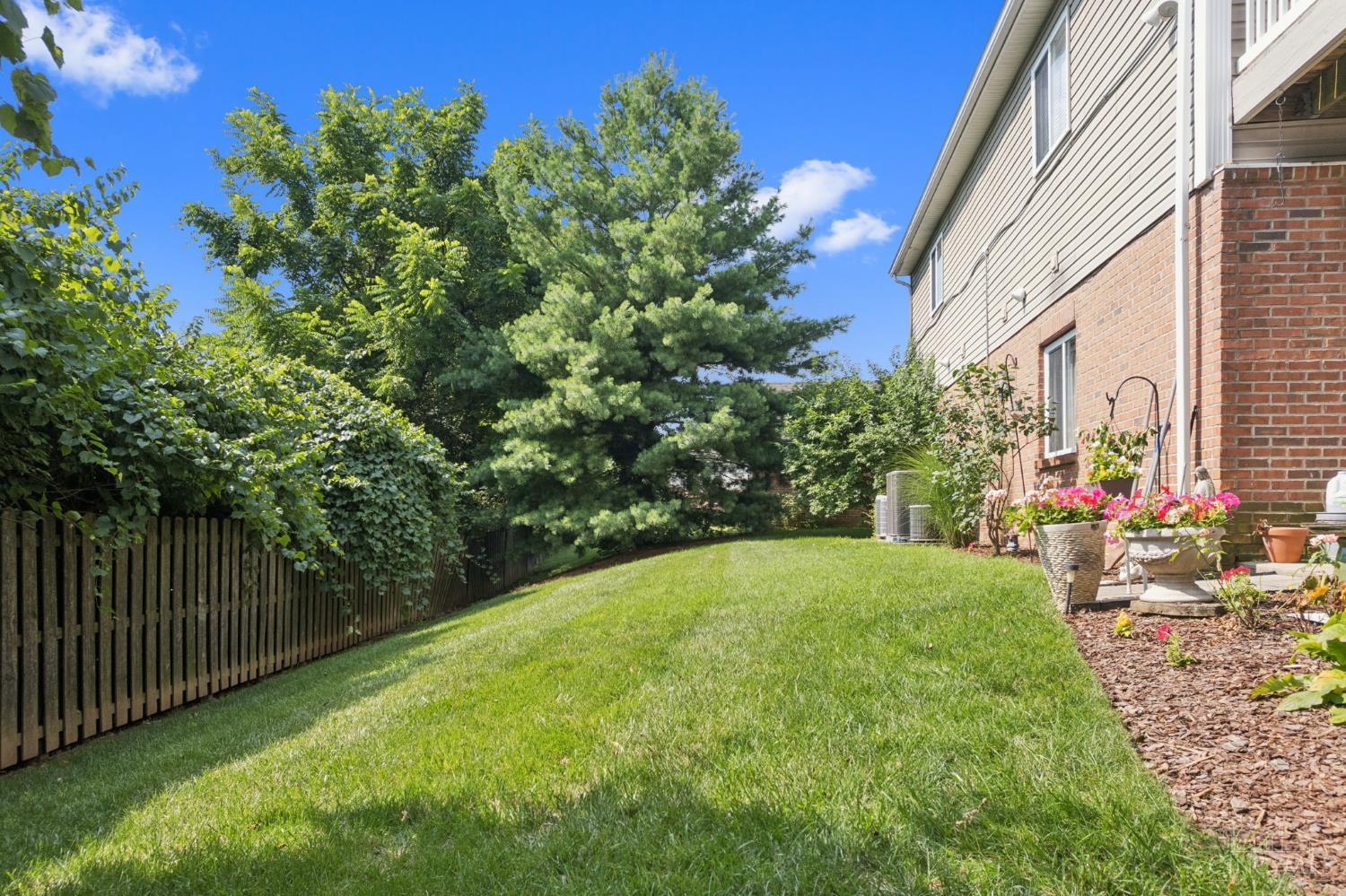 3414 North Bend Road, Unit 8 Cincinnati, OH 45247 - Photo 31 of 36
