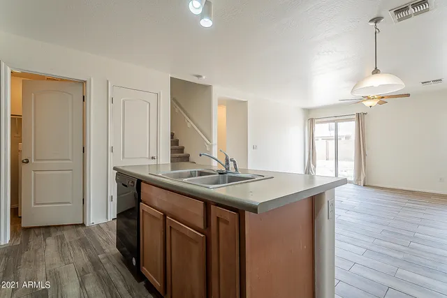 $1,800 | 1258 West Roosevelt Avenue, Coolidge, AZ 85128