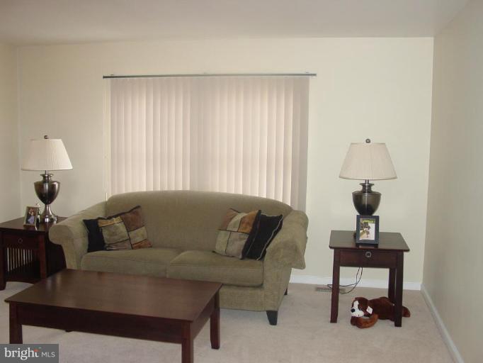 3206 Ripple Road Windsor Mill, MD 21244 - Photo 8 of 18 Living Room