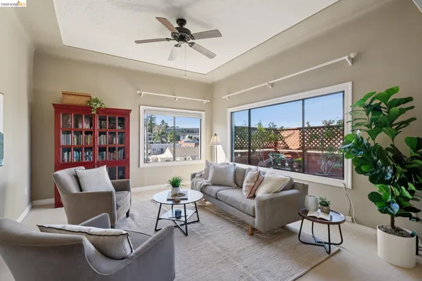 $620,000 | 822 A Street, Crockett, CA 94525