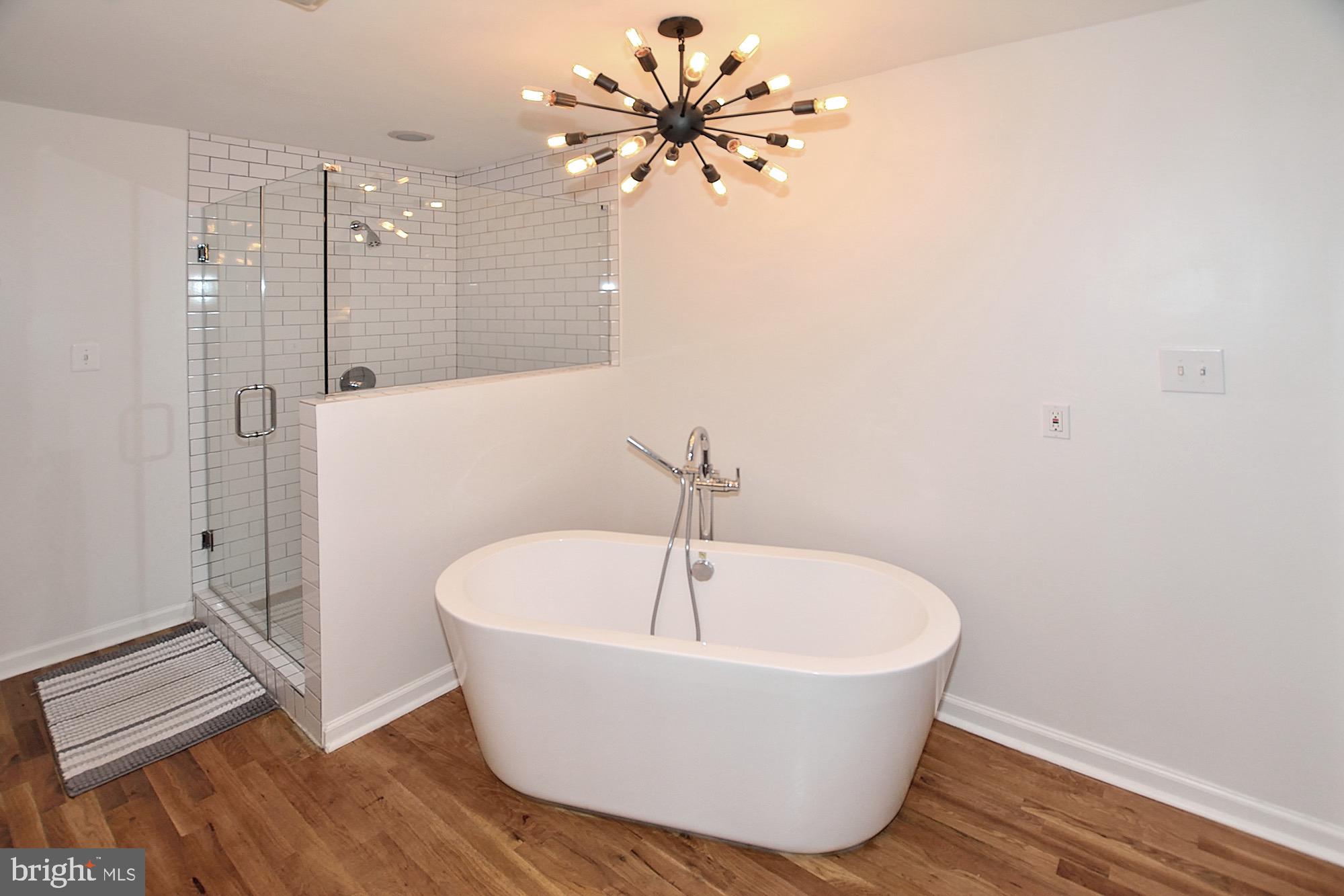 2000 Adams Hill Road Vienna, VA 22182 - Photo 30 of 45 Master Bathroom