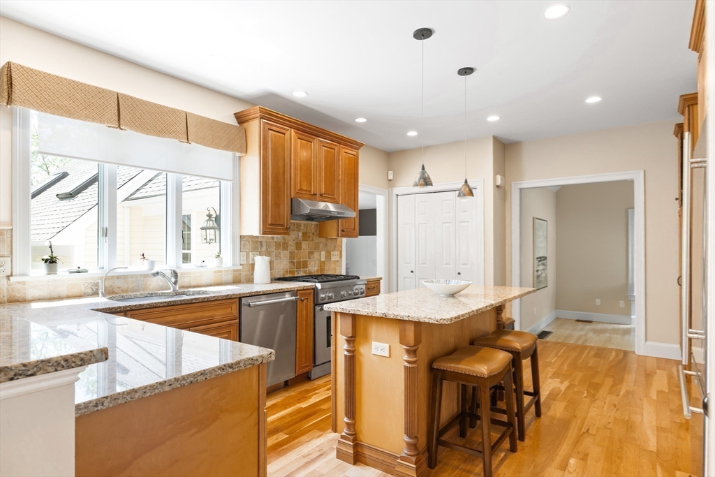 99 Huntington Road Newton, MA 02458 - Photo 5 of 36
