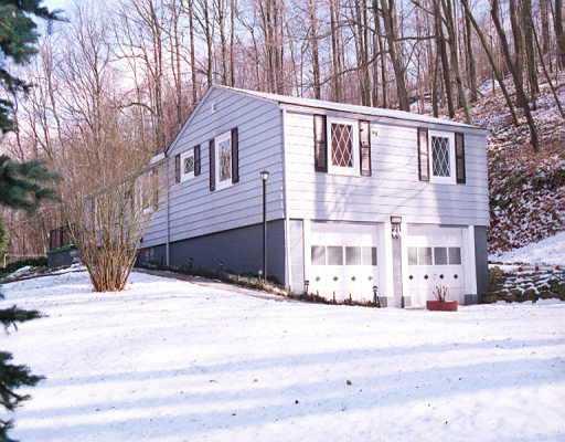 593 Spring Run Road Coraopolis, PA 15108 - Photo 1 of 1 Gallery Image 1
