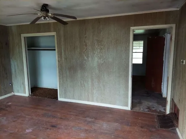 a view of washer and dryer