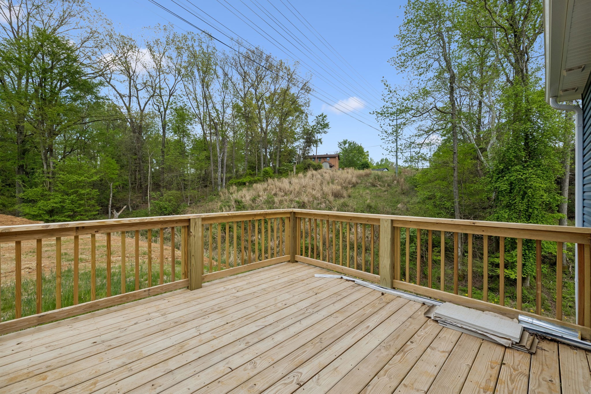 613 Hill Road Clarksville, TN 37040 - Photo 25 of 30 a view of balcony with wooden floor and fence