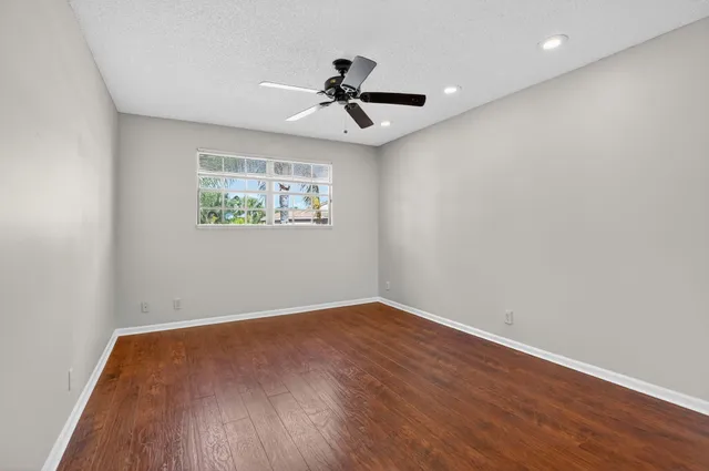 $4,000 | 6769 Montego Bay Boulevard, Unit F, Boca Raton, FL 33433