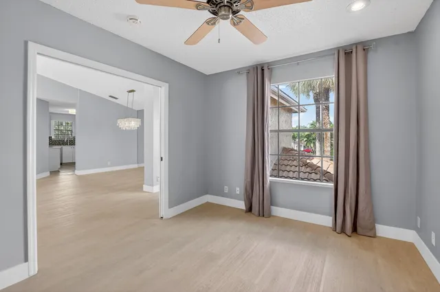 $4,000 | 6769 Montego Bay Boulevard, Unit F, Boca Raton, FL 33433