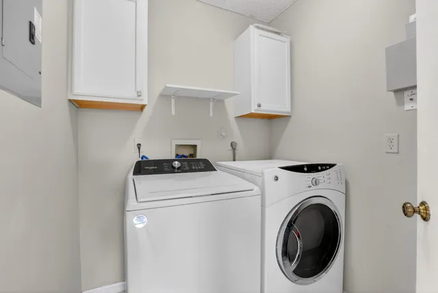 $4,000 | 6769 Montego Bay Boulevard, Unit F, Boca Raton, FL 33433