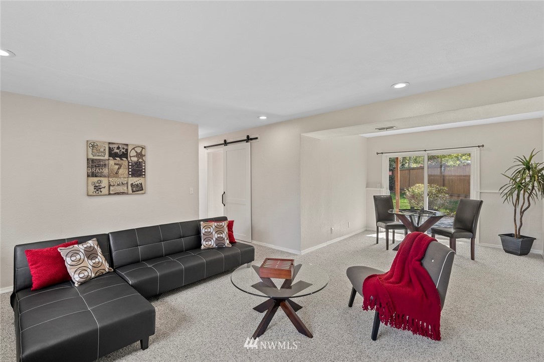 811 14th Way Southwest Edmonds, WA 98020 - Photo 17 of 26 Gallery Image 17