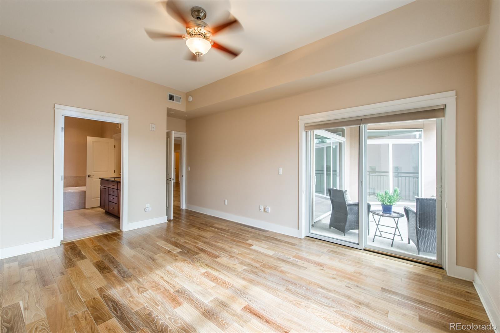 1275 Washington Avenue, Unit R305 Golden, CO 80401 - Photo 18 of 29 Gallery Image 18