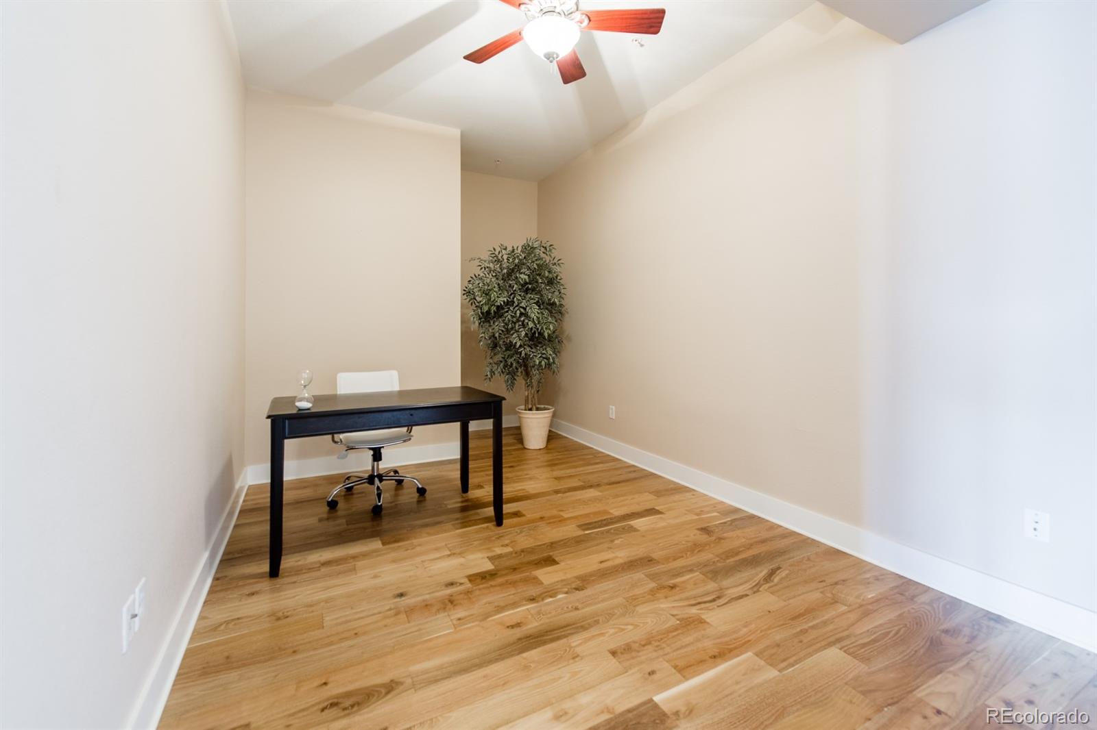 1275 Washington Avenue, Unit R305 Golden, CO 80401 - Photo 22 of 29 Gallery Image 22