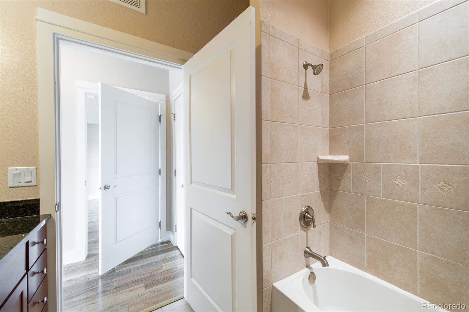 1275 Washington Avenue, Unit R305 Golden, CO 80401 - Photo 27 of 29 Gallery Image 27