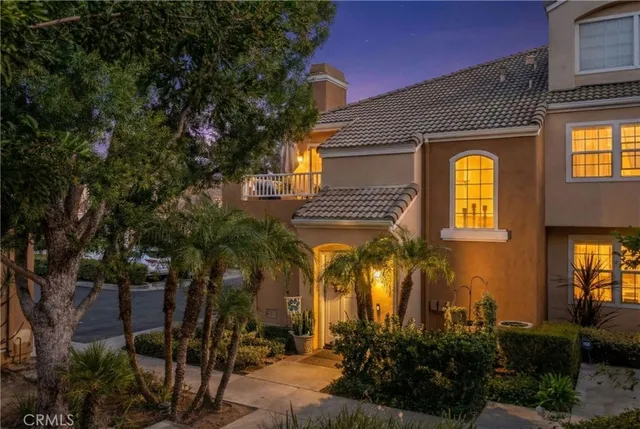 $725,000 | 72 Sandcastle, Aliso Viejo, CA 92656