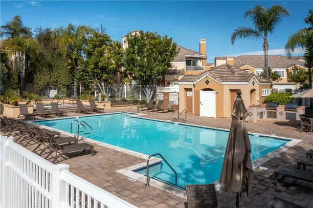 $725,000 | 72 Sandcastle, Aliso Viejo, CA 92656