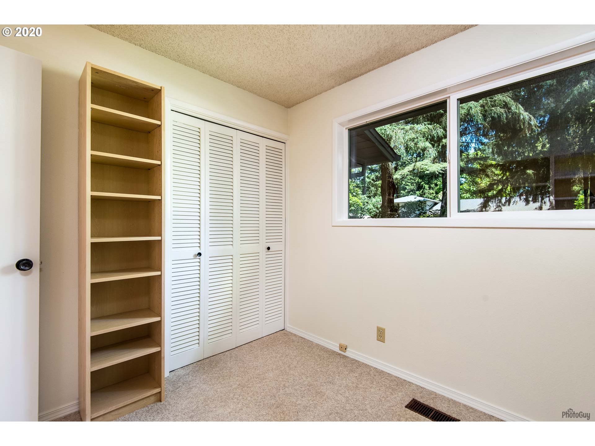 1582 Willagillespie Road Eugene, OR 97401 - Photo 22 of 32 Gallery Image 22