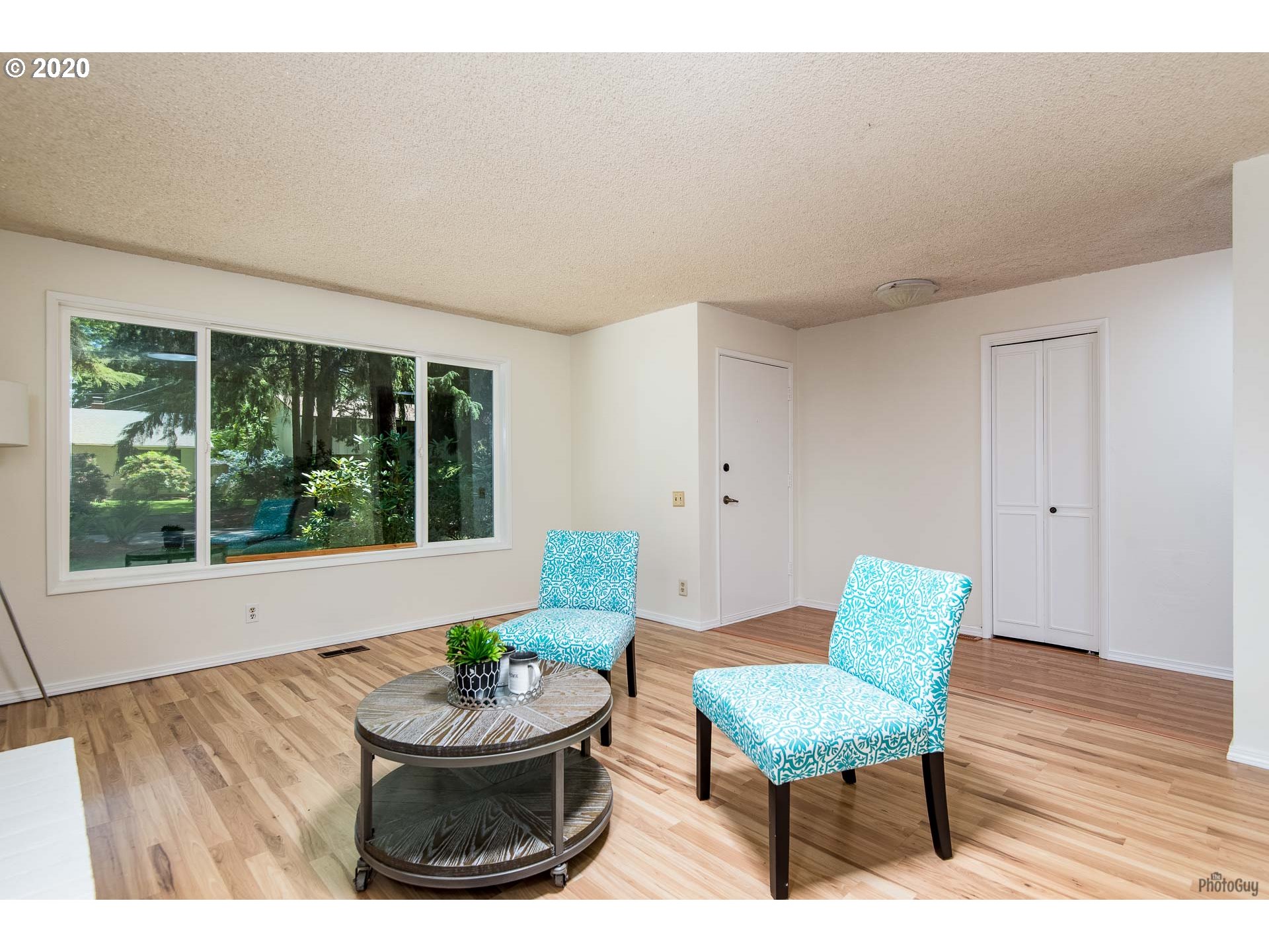 1582 Willagillespie Road Eugene, OR 97401 - Photo 6 of 32 Gallery Image 6