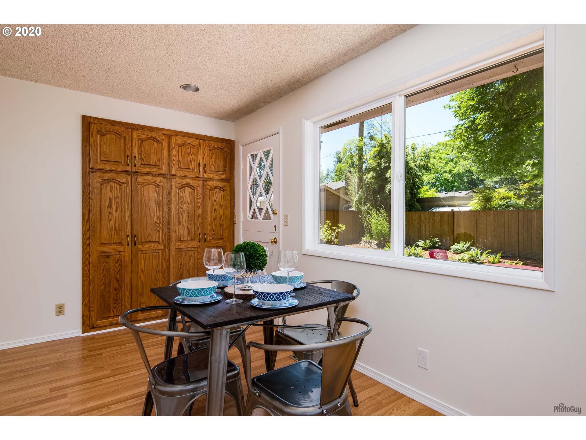 1582 Willagillespie Road Eugene, OR 97401 - Photo 8 of 32 Gallery Image 8
