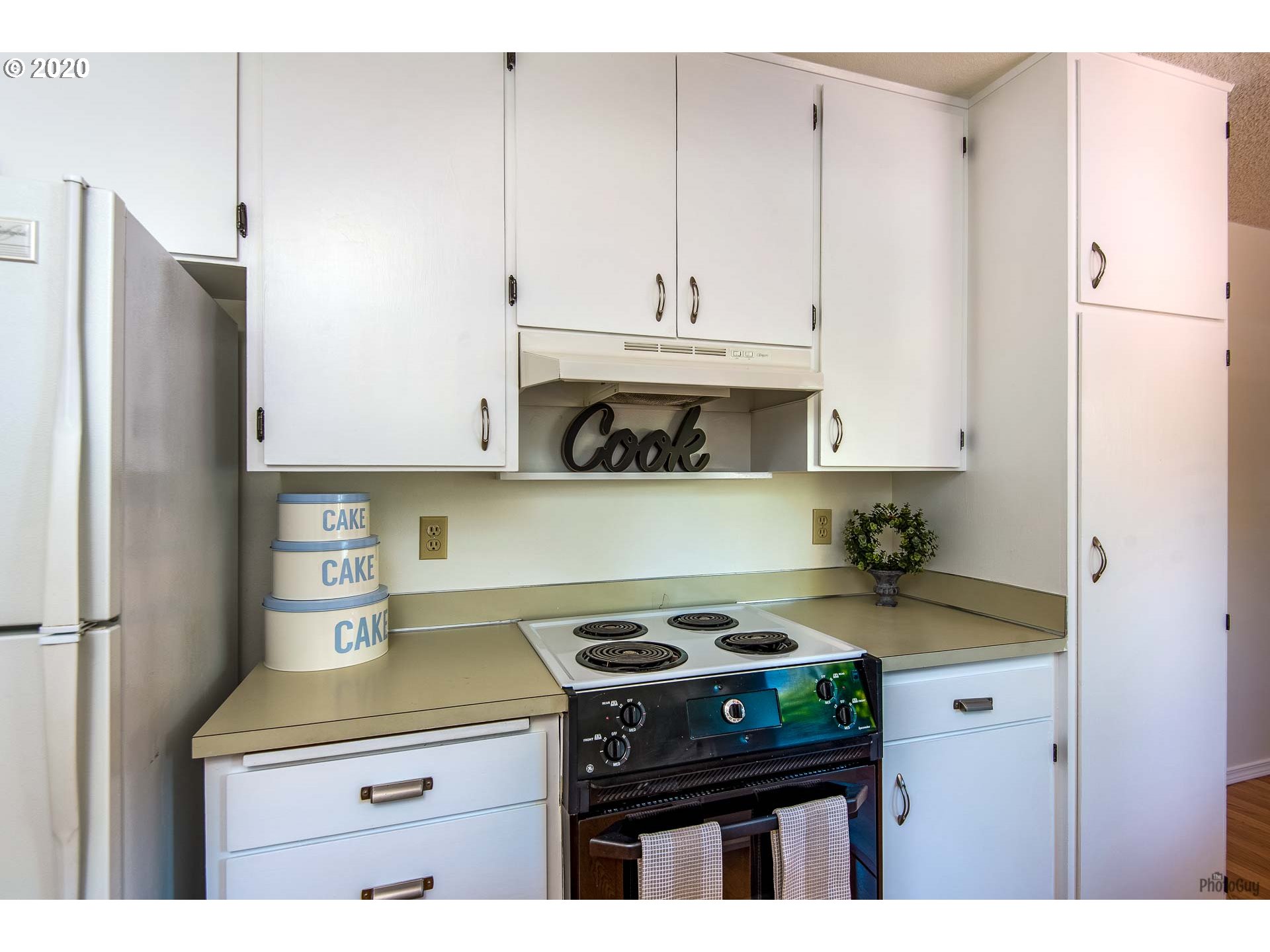 1582 Willagillespie Road Eugene, OR 97401 - Photo 10 of 32 Gallery Image 10