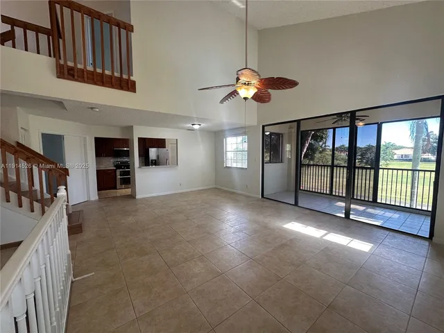 $3,000 | 501 Southwest 158th Terrace, Unit 204, Pembroke Pines, FL 33027