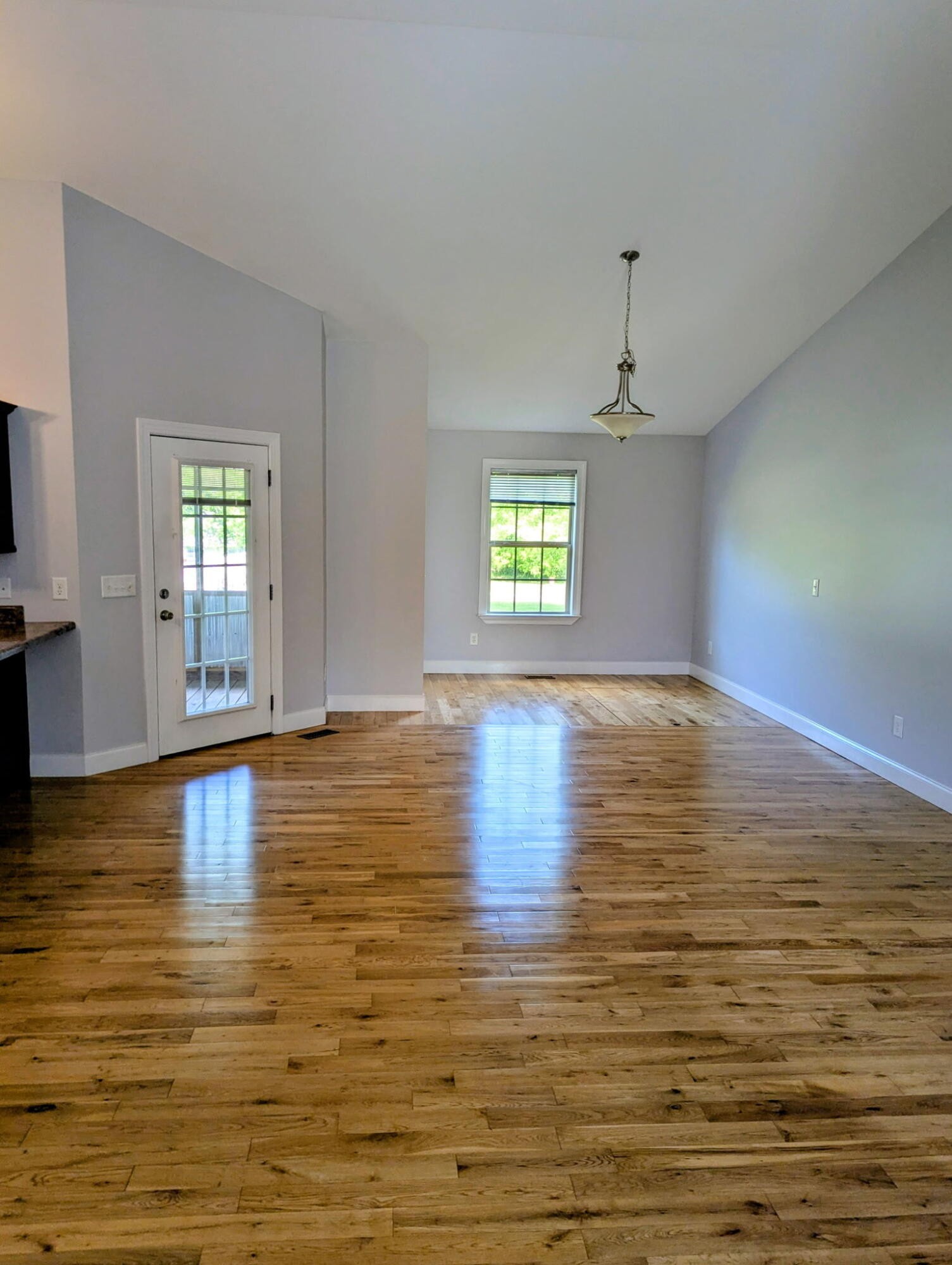 2505 Dry Valley Road Northeast Charleston, TN 37310 - Photo 2 of 30