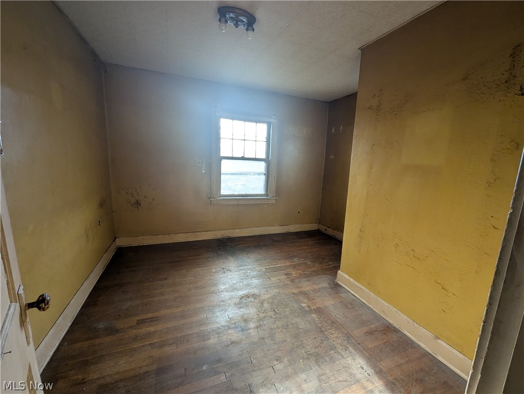 1449 Clearaire Road Cleveland, OH 44110 - Photo 10 of 23