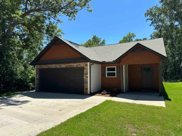 $268,700 | 562 South Main Street, Woodruff, SC 29388