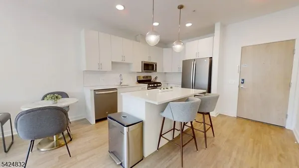 $2,350 | 1181 Morris Avenue, Unit 307, Union, NJ 07083