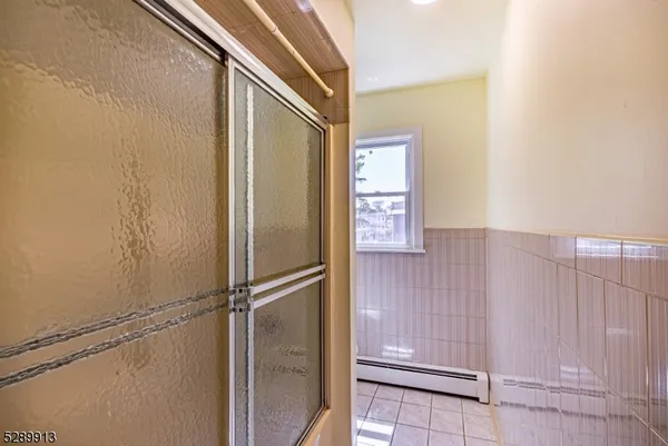 $2,900 | 16 Harris Street, Unit 1, Haledon, NJ 07508