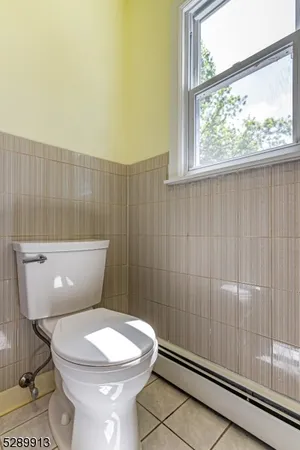 $2,900 | 16 Harris Street, Unit 1, Haledon, NJ 07508