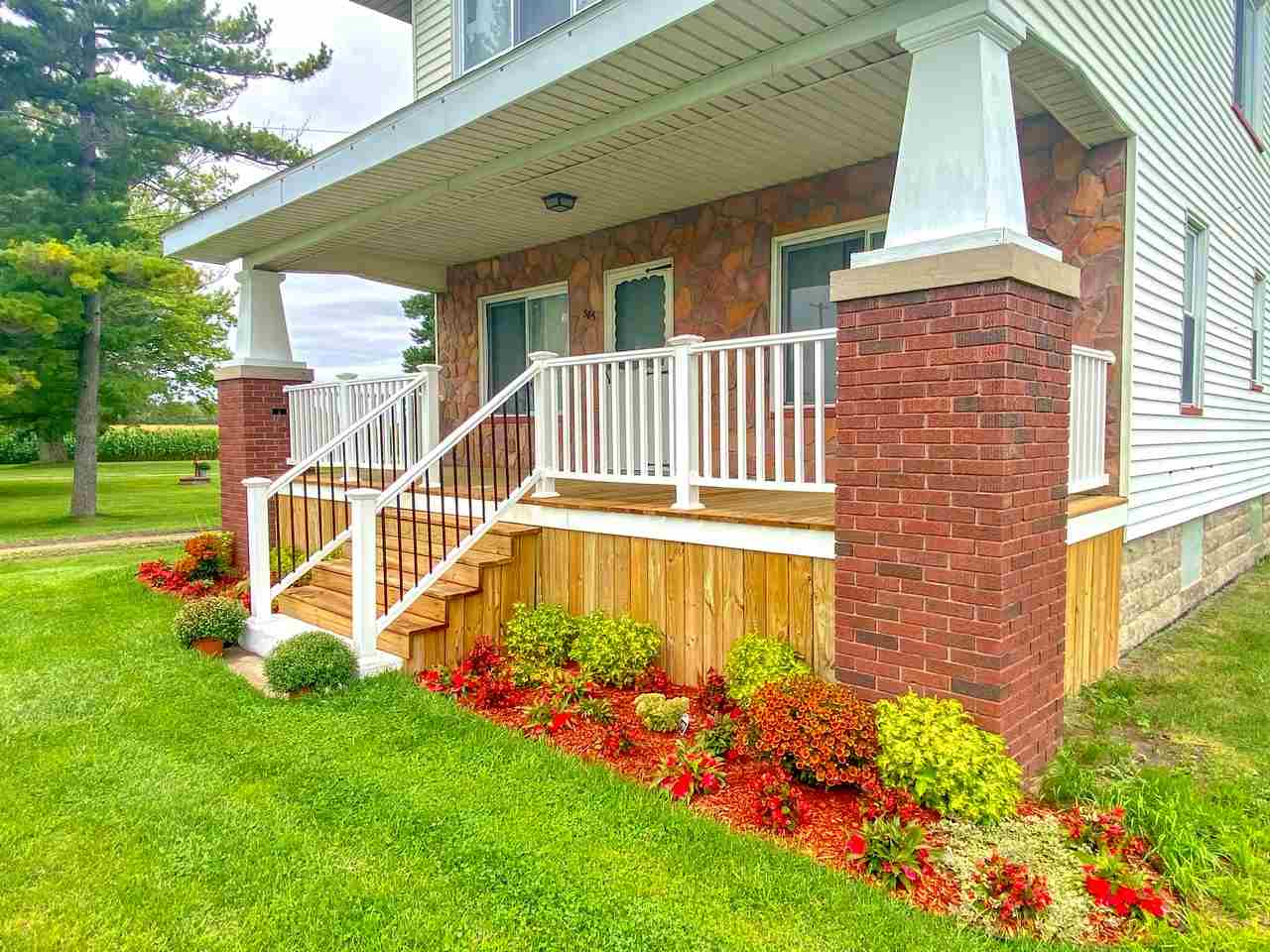 585 Amelith Road Freeland, MI 48623 - Photo 3 of 48