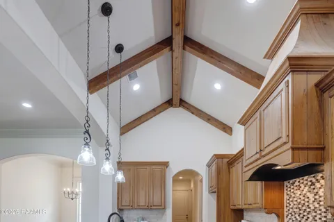 $519,000 | 102 Hennessy Drive, Lafayette, LA 70508