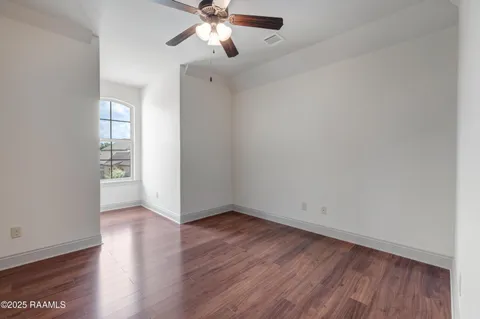 $519,000 | 102 Hennessy Drive, Lafayette, LA 70508