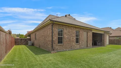 $519,000 | 102 Hennessy Drive, Lafayette, LA 70508