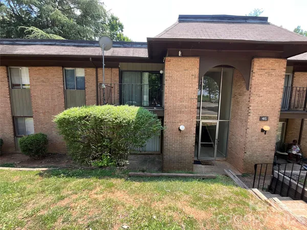$1,195 | 415 Orchard Trace Lane, Unit 2, Charlotte, NC 28213