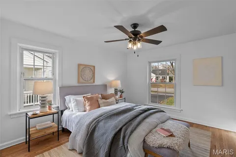 $384,900 | 2800 Manderly Drive, St. Louis, MO 63144