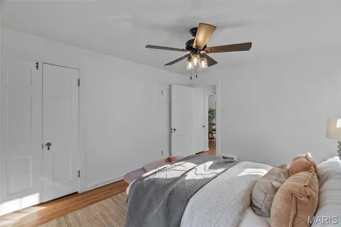 $384,900 | 2800 Manderly Drive, St. Louis, MO 63144