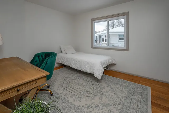 $385,000 | N84W18113 Imperial Court, Menomonee Falls, WI 53051