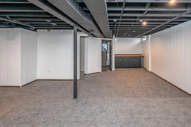 $385,000 | N84W18113 Imperial Court, Menomonee Falls, WI 53051