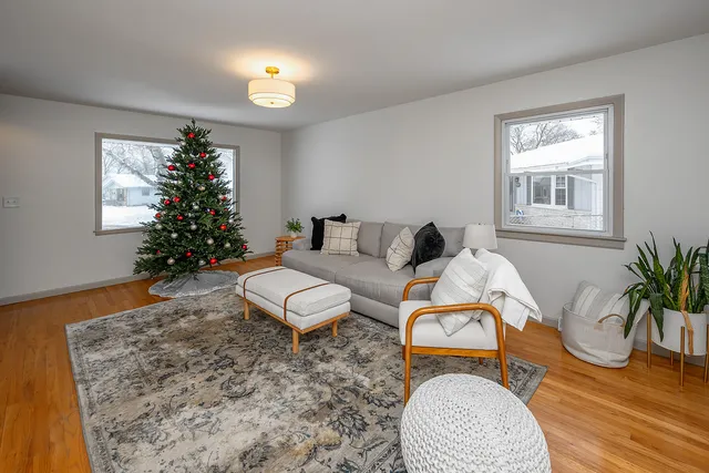 $385,000 | N84W18113 Imperial Court, Menomonee Falls, WI 53051