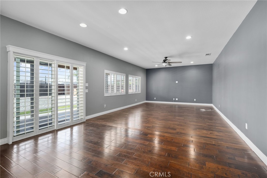 22977 Delca Lane Wildomar, CA 92595 - Photo 6 of 24
