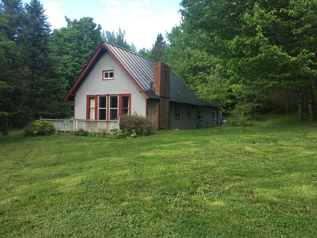 1486 West Hill Road Hardwick, VT 05843 - Photo 4 of 23