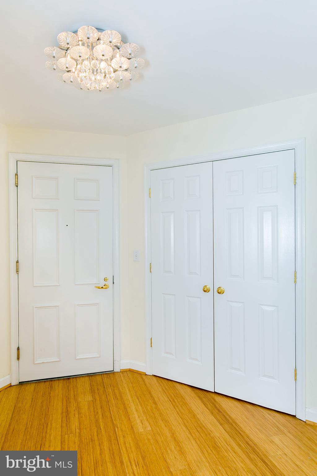 100 Harborview Drive, Unit 513 Baltimore, MD 21230 - Photo 5 of 58