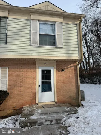 $222,000 | 11 Woodenbridge Court, Unit A, Reisterstown, MD 21136